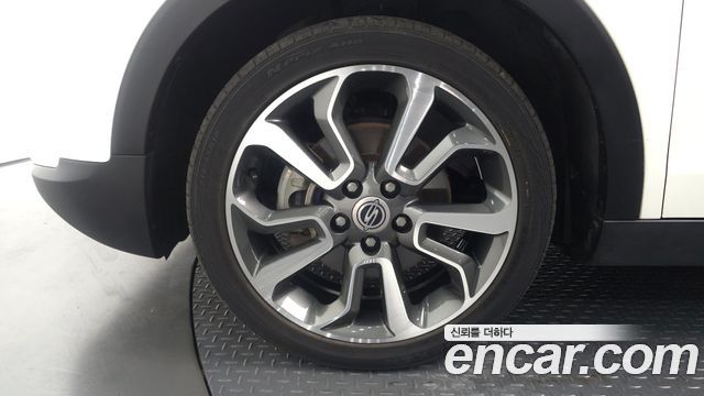 KG Mobility (SsangYong) Tivoli LX 2WD DLX 2016 — фото 5