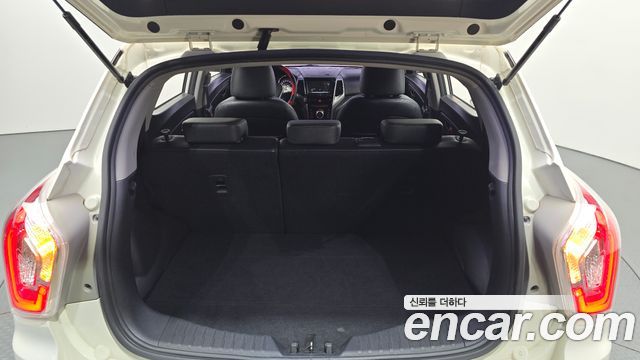 KG Mobility (SsangYong) Tivoli LX 2WD DLX 2016 — фото 20