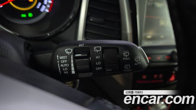 KG Mobility (SsangYong) Tivoli LX 2WD DLX 2016 — фото 27