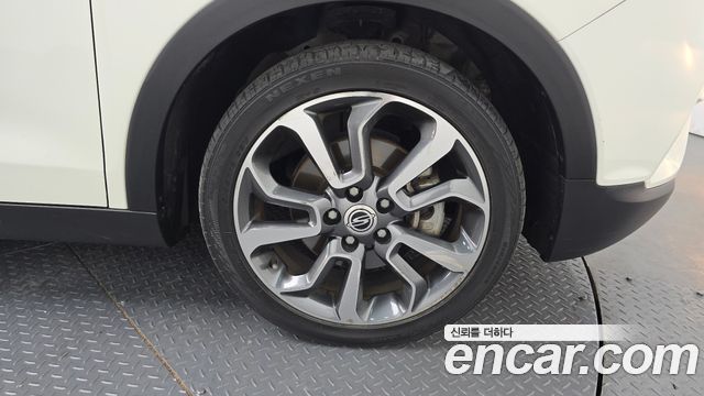 KG Mobility (SsangYong) Tivoli LX 2WD DLX 2016 — фото 29