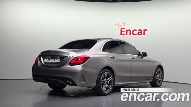 Mercedes-Benz C-Class (W205) C220 d 4MATIC AMG Line 2019 — фото 2