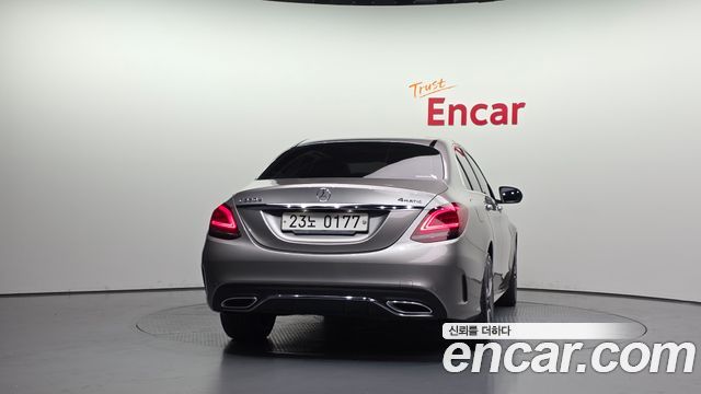 Mercedes-Benz C-Class (W205) C220 d 4MATIC AMG Line 2019 — фото 4