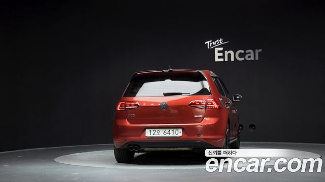 Volkswagen Golf (VII) 2.0 TDI 2015 — фото 4