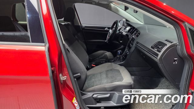 Volkswagen Golf (VII) 2.0 TDI 2015 — фото 11