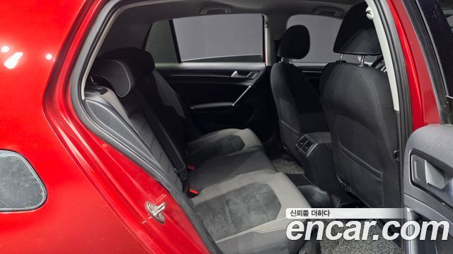 Volkswagen Golf (VII) 2.0 TDI 2015 — фото 12