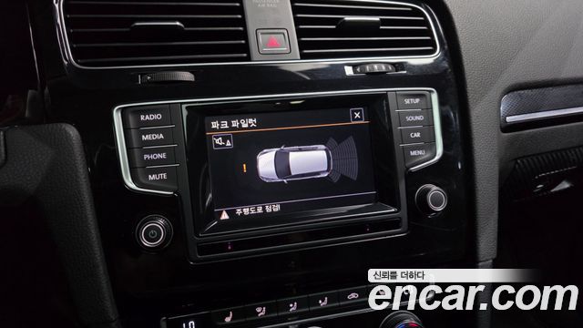 Volkswagen Golf (VII) 2.0 TDI 2015 — фото 15