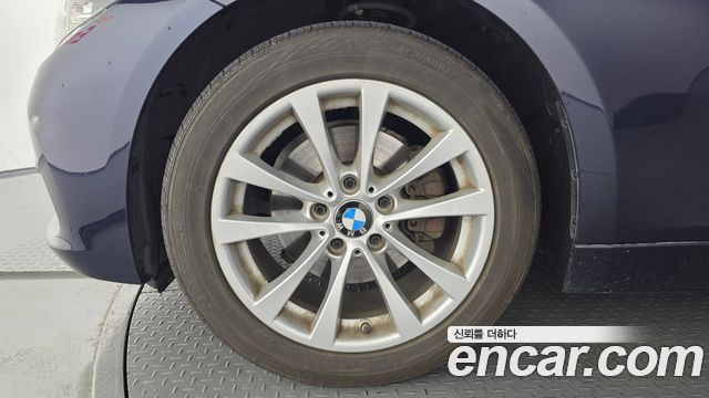 BMW 3 Series (F30) 320d 2017 — фото 5