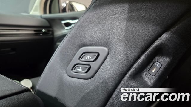 Kia Sportage (V) Gasoline 1.6 Turbo 2WD Noblesse 2026 — фото 30