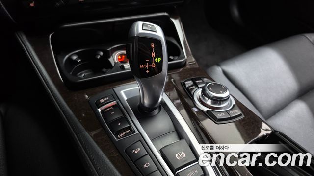 BMW 5 Series (F10) 528i xDrive 2013 — фото 9