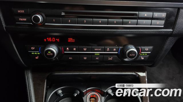 BMW 5 Series (F10) 528i xDrive 2013 — фото 16