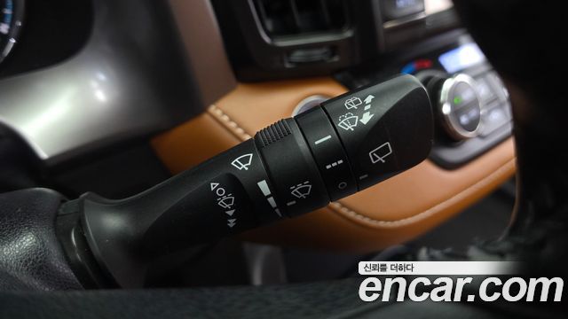 Toyota RAV4 2.5 4WD Hybrid 4th 2017 — фото 33