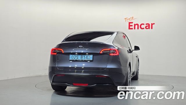 Tesla Model Y Standard Range RWD 2021 — фото 4