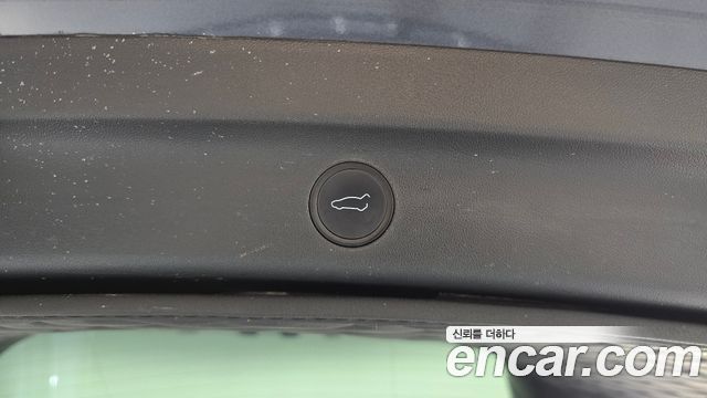 Tesla Model Y Standard Range RWD 2021 — фото 20