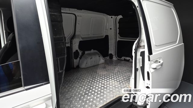 Hyundai Staria Cargo 3-Seater Smart 2025 — фото 11