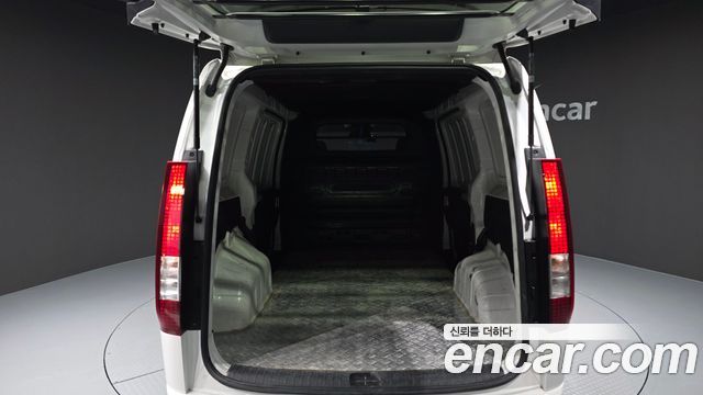 Hyundai Staria Cargo 3-Seater Smart 2025 — фото 20