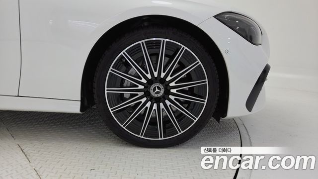 Mercedes-Benz CLE-Class (C236) CLE450 4MATIC Cabriolet 2025 — фото 5