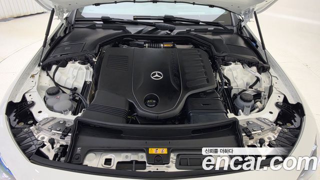 Mercedes-Benz CLE-Class (C236) CLE450 4MATIC Cabriolet 2025 — фото 6