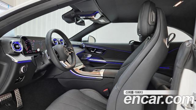 Mercedes-Benz CLE-Class (C236) CLE450 4MATIC Cabriolet 2025 — фото 14