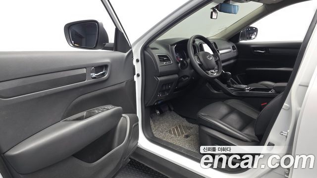 Renault Korea QM6 Quest 2.0 LPe LE 2WD 2024 — фото 10