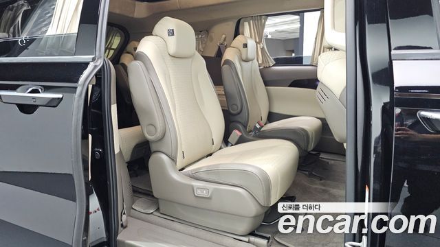 Kia Carnival (IV) Diesel 9-Seater Hi-Limousine Signature 2023 — фото 11
