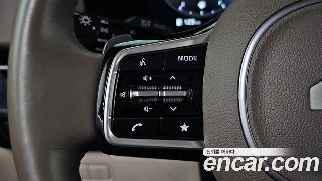 Kia Carnival (IV) Diesel 9-Seater Hi-Limousine Signature 2023 — фото 28