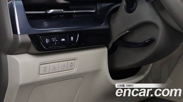 Kia Carnival (IV) Diesel 9-Seater Hi-Limousine Signature 2023 — фото 33