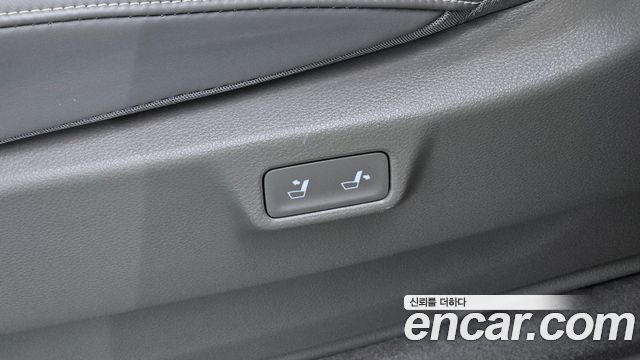 Kia Carnival (IV) Diesel 9-Seater Hi-Limousine Signature 2023 — фото 35