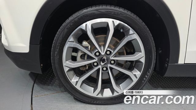 KG Mobility (SsangYong) Tivoli Armor Gear Edition 2WD 2018 — фото 5