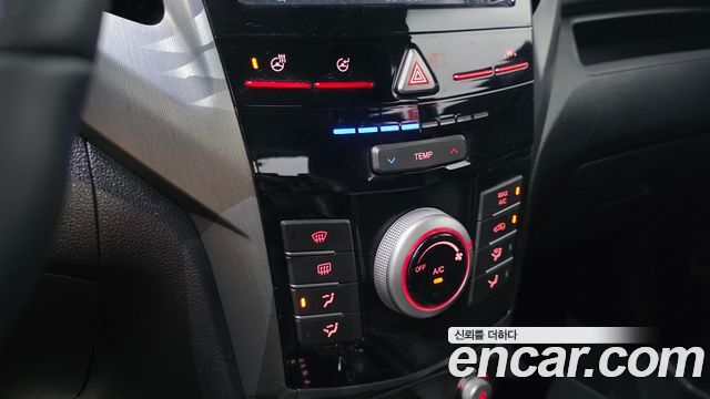 KG Mobility (SsangYong) Tivoli Armor Gear Edition 2WD 2018 — фото 11