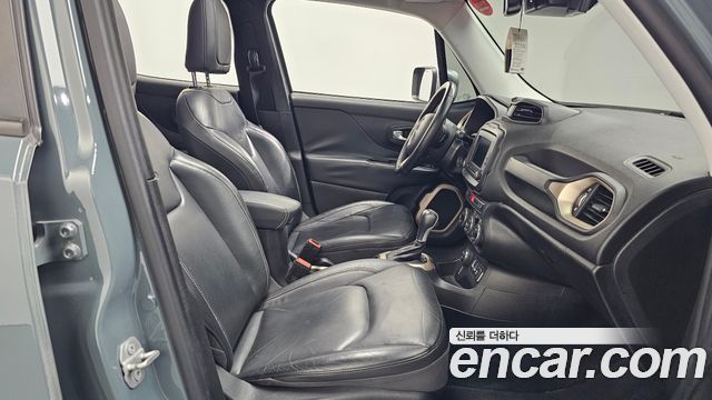 Jeep Renegade 2.0 Diesel Limited AWD 2016 — фото 11