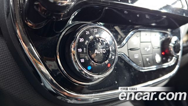 Renault Korea QM3 RE 2016 — фото 15