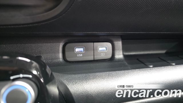 Hyundai Casper Smart 2023 — фото 13