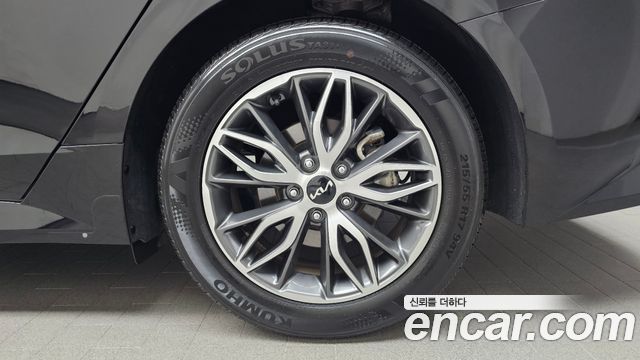 Kia K5 (III) 2.0 LPI(Renter car) Trandy 2023 — фото 21