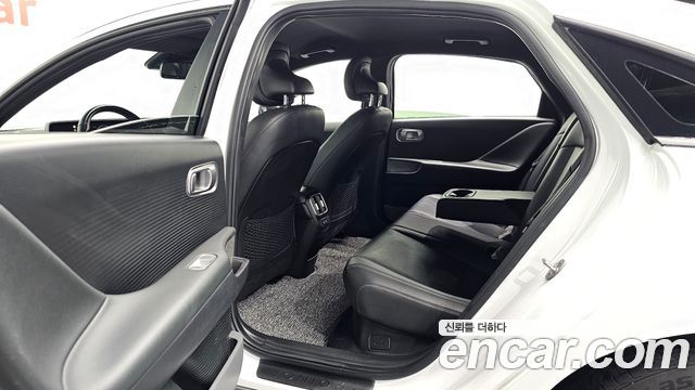 Hyundai Ioniq 6 Long Range Exclusive 2023 — фото 12