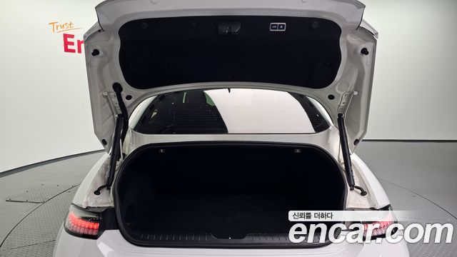 Hyundai Ioniq 6 Long Range Exclusive 2023 — фото 31