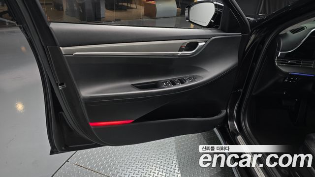 Hyundai Grandeur Hybrid (IG) Le Blanc 2023 — фото 30