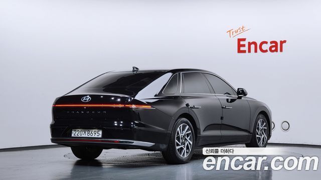Hyundai Grandeur (GN7) 2,5 Gasoline 2WD Exclusive 2023 — фото 2