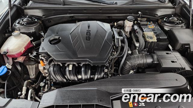 Hyundai Grandeur (GN7) 2,5 Gasoline 2WD Exclusive 2023 — фото 6