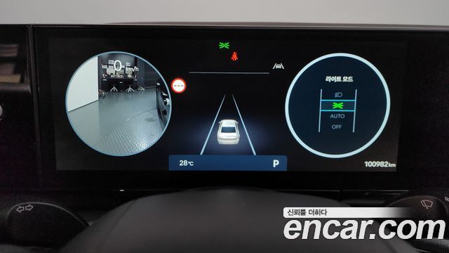 Hyundai Grandeur (GN7) 2,5 Gasoline 2WD Exclusive 2023 — фото 8