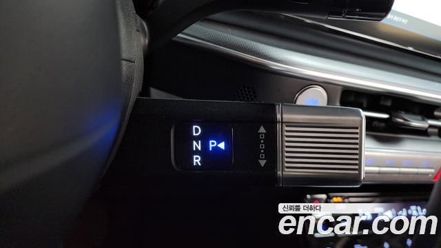 Hyundai Grandeur (GN7) 2,5 Gasoline 2WD Exclusive 2023 — фото 9