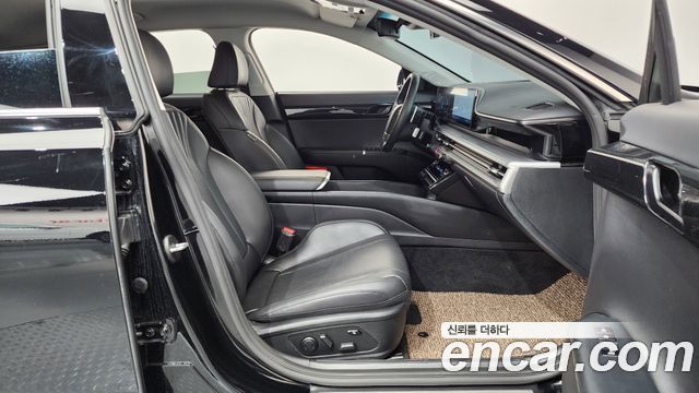 Hyundai Grandeur (GN7) 2,5 Gasoline 2WD Exclusive 2023 — фото 32