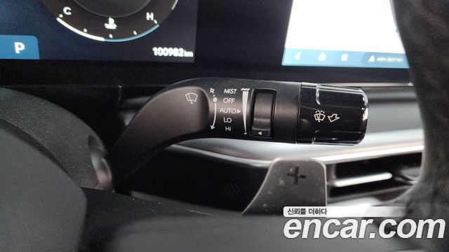 Hyundai Grandeur (GN7) 2,5 Gasoline 2WD Exclusive 2023 — фото 34