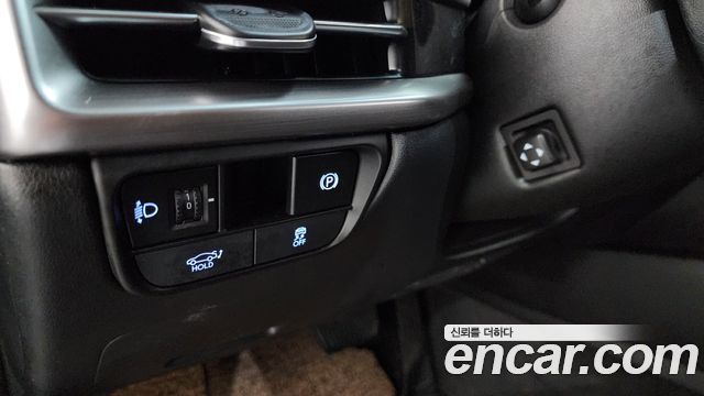 Hyundai Grandeur (GN7) 2,5 Gasoline 2WD Exclusive 2023 — фото 39