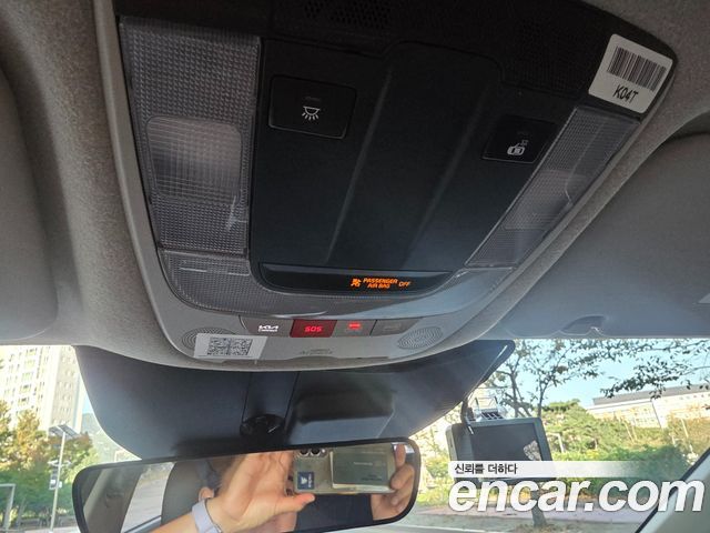 Kia Niro Prestige 2022 — фото 17