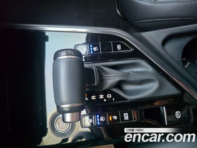 Kia Niro Prestige 2022 — фото 18