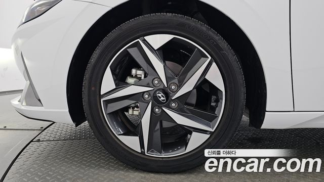 Hyundai Avante (CN7) 1.6 Inspiration 2023 — фото 5