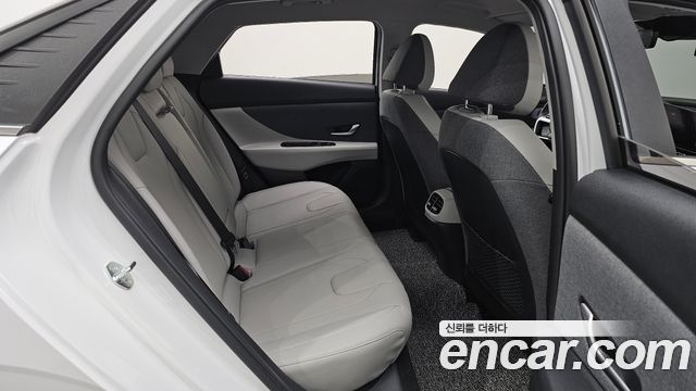 Hyundai Avante (CN7) 1.6 Inspiration 2023 — фото 12