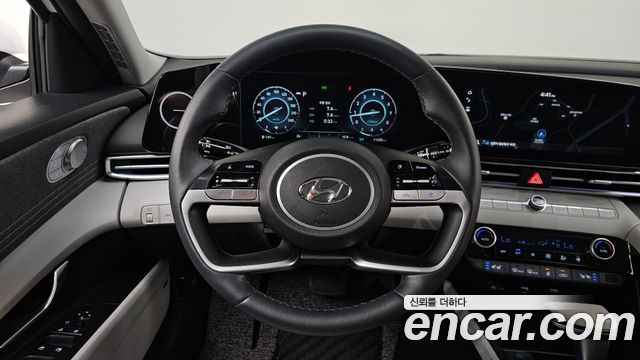 Hyundai Avante (CN7) 1.6 Inspiration 2023 — фото 13