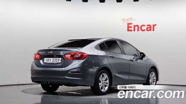 Chevrolet Cruze 1.4 Turbo LT Deluxe 2017 — фото 2
