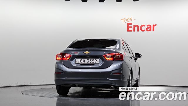 Chevrolet Cruze 1.4 Turbo LT Deluxe 2017 — фото 4